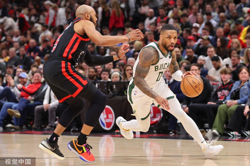 前锋阿莱在 前锋阿莱在