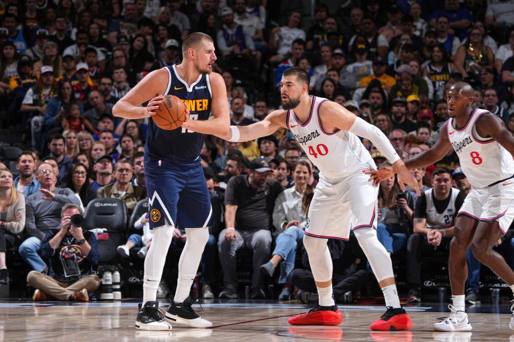 而这位球员 而这位球员